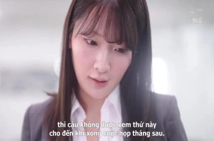 Chị dâu xinh đẹp và nồng nàn trong bếp